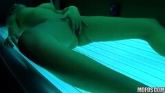 Amateur babe fucked pov style in tanning salon Thumb