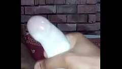 Batendo uma bronha gostosa ate gozar com o ovo masturbatorio que ganhei de um f&atilde_. Touching an Thumb