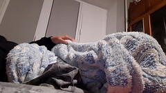 In a cold apartment we set up a fuck-room to warm up - Girls fly orgasm Thumb