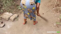 My neighbor&#039_s wife was sweeping when I begged her for sex: Thumb