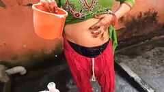 Desi village milf nangi aurat bathing outdoor Thumb