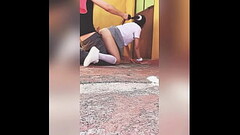 ALUMNOS de la T&Eacute_CNICA Teniendo SEXO en el Receso del Colegio Mientras la Directora Habla en e Thumb