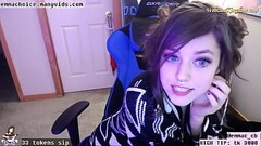 Skinny streamer flashing tits and ass on webcam Thumb