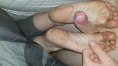 Dirty foot goddess letting me stroke her nasty feet after she gets off work Thumb