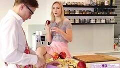 Step Sister Jenny Wild&#039_s Pussy Is Sweeter Than Apple Pie S20:E4 Thumb