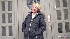 GERMAN SCOUT - BERLINER FITNESS UND TATTOO MODEL SANDY BEI STRASSEN CASTING F&Uuml_R GELD GEFICKT Thumb