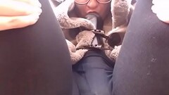 In giardino mi scopo un enorme cazzo nero vuoi spiarmi? Thumb