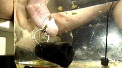 Estim Cumshot under Water Thumb