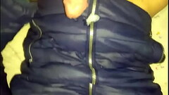 Sborrata sul mio giubbino Thumb